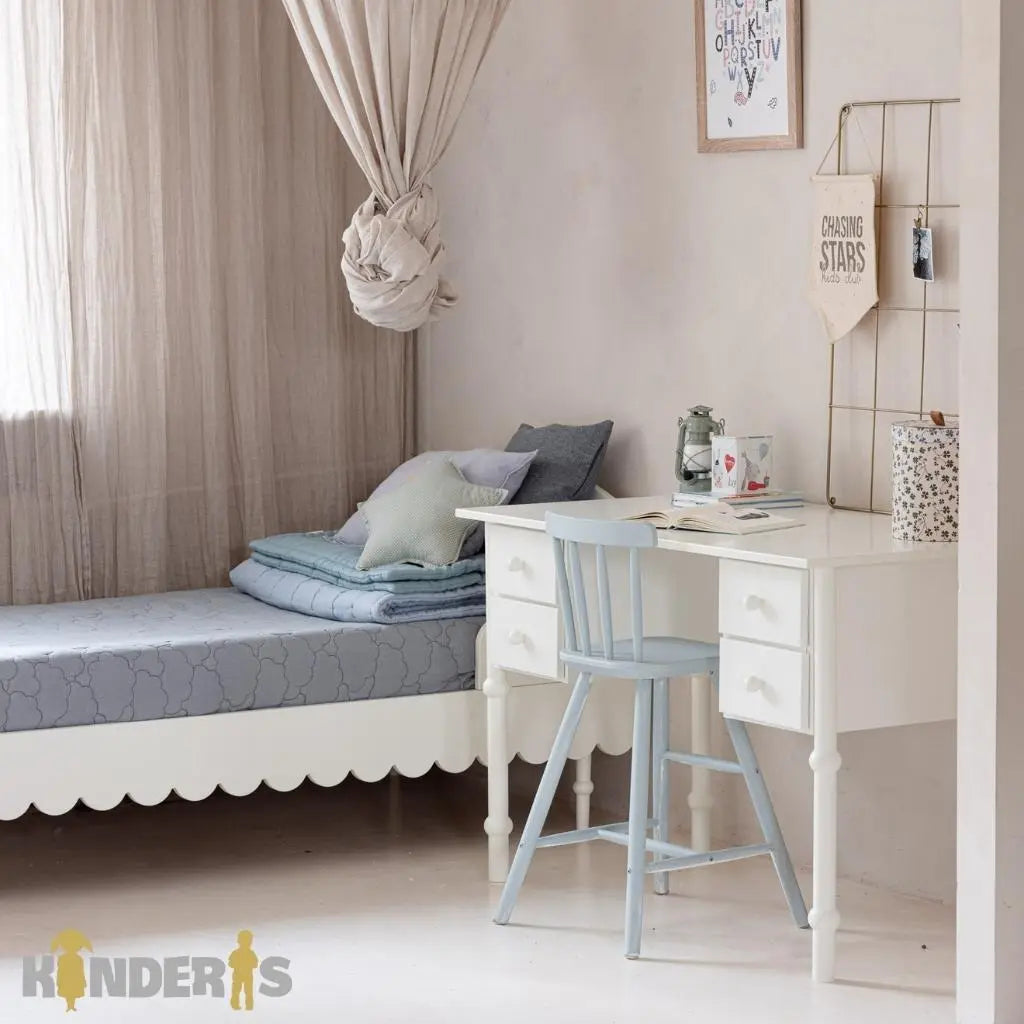 Rašomasis stalas vaikams "BABUSHKA"