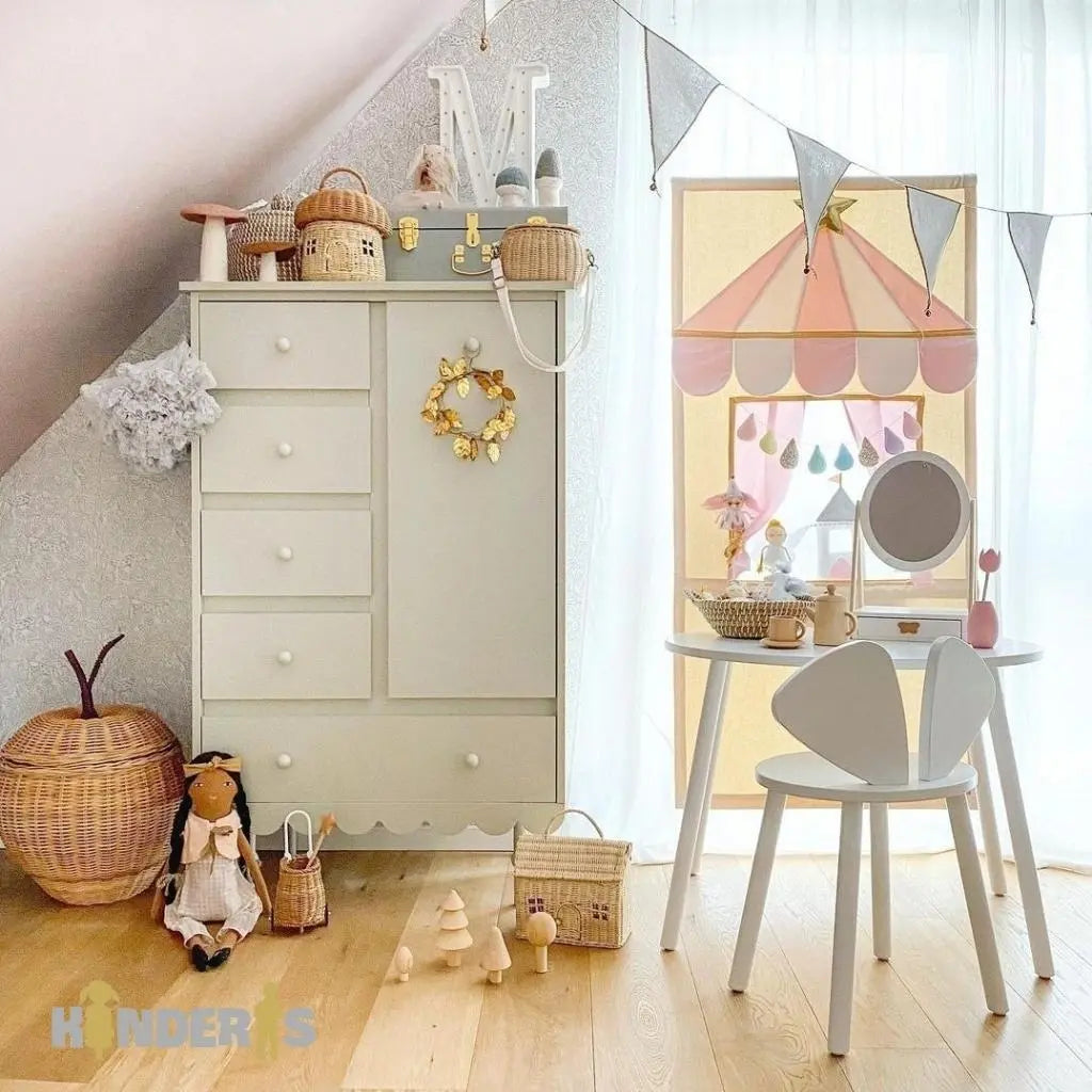 Retro komoda vaiko kambariui "BABUSHKA" olive